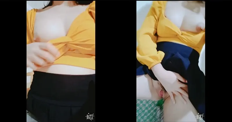 Em hứng tình show cò trong giờ làm việc